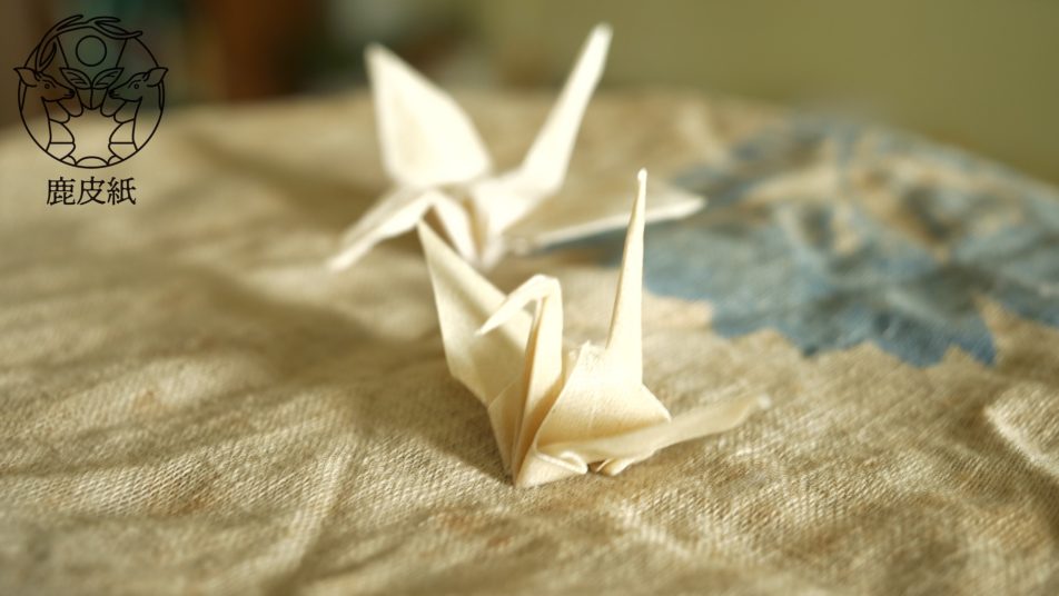 鹿皮紙製　折り紙サイズ（小）